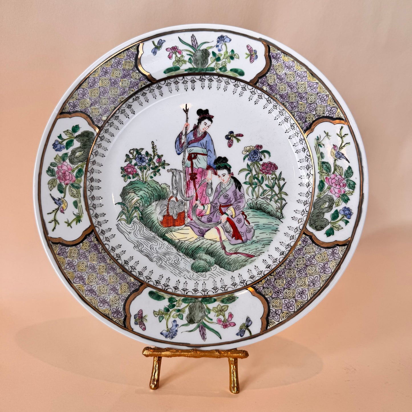 Famille Rose Plate 10.5″ Chinese Porcelain – Hand Painted Court Scene & Peonies