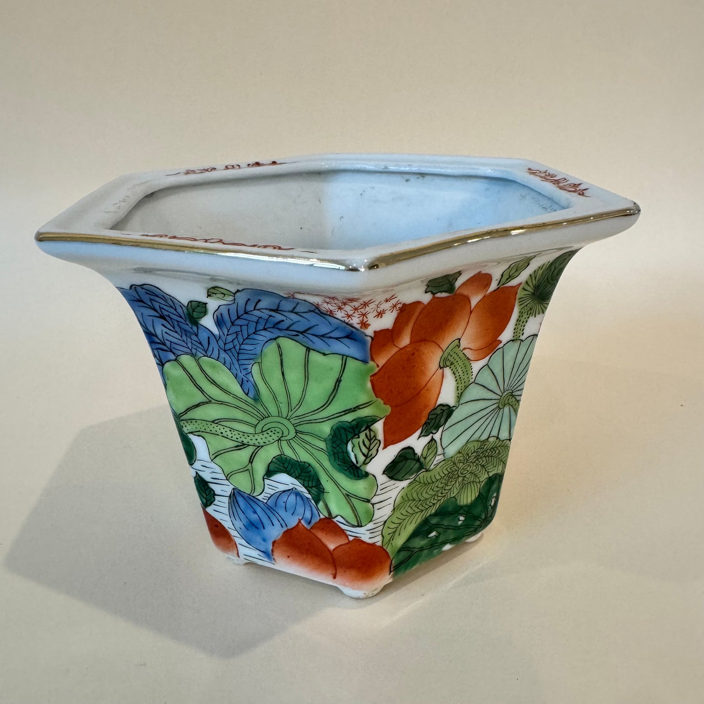 Vintage Lotus Porcelain Planter – Hand-Painted Chinoiserie Floral (6″ × 4.5″)