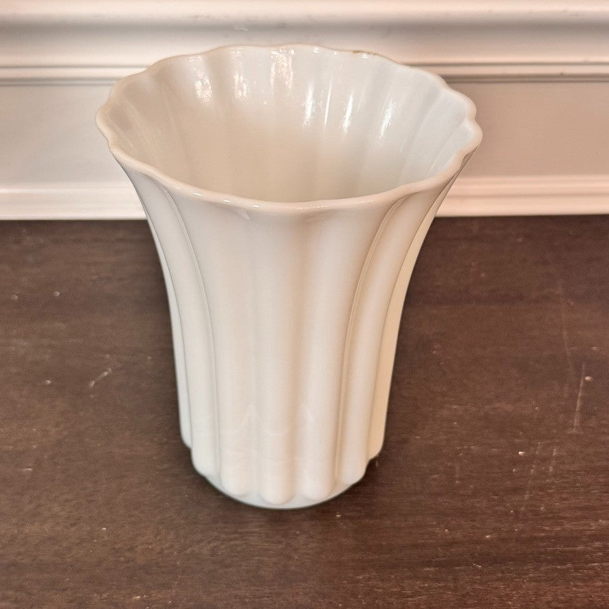 Vintage Translucent Fluted Milk Glass Vase – Scalloped Rim – 7.25” Tall