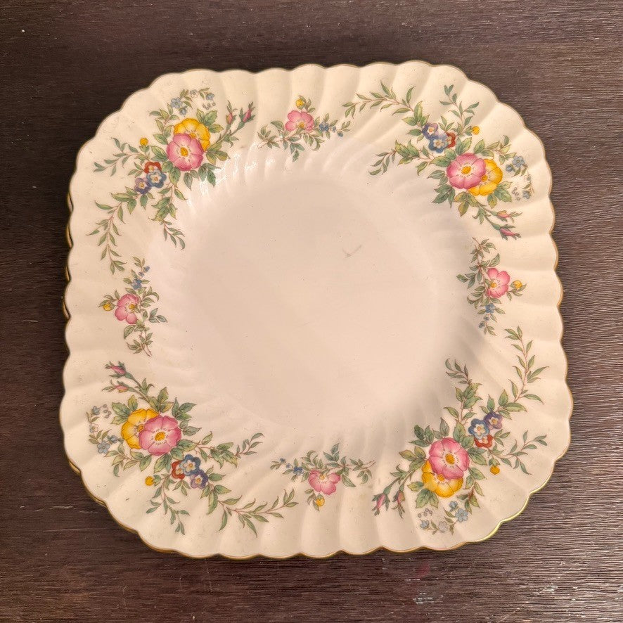 Set of 2 Minton York Square Plates England Bone China Floral 8.5” Luncheon
