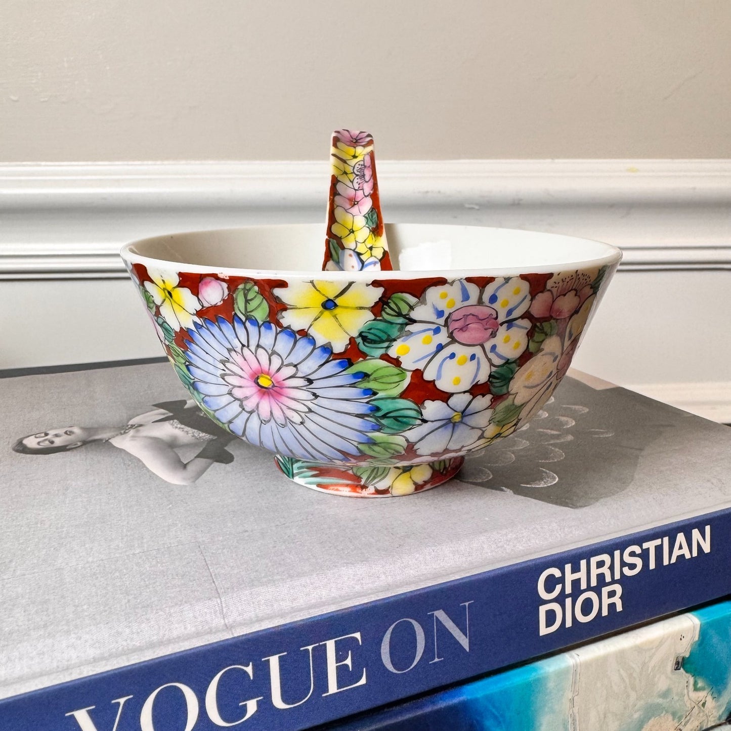 Vintage Chinese “Thousand Flowers” Porcelain Bowl & Matching Spoon – Mille Fleur
