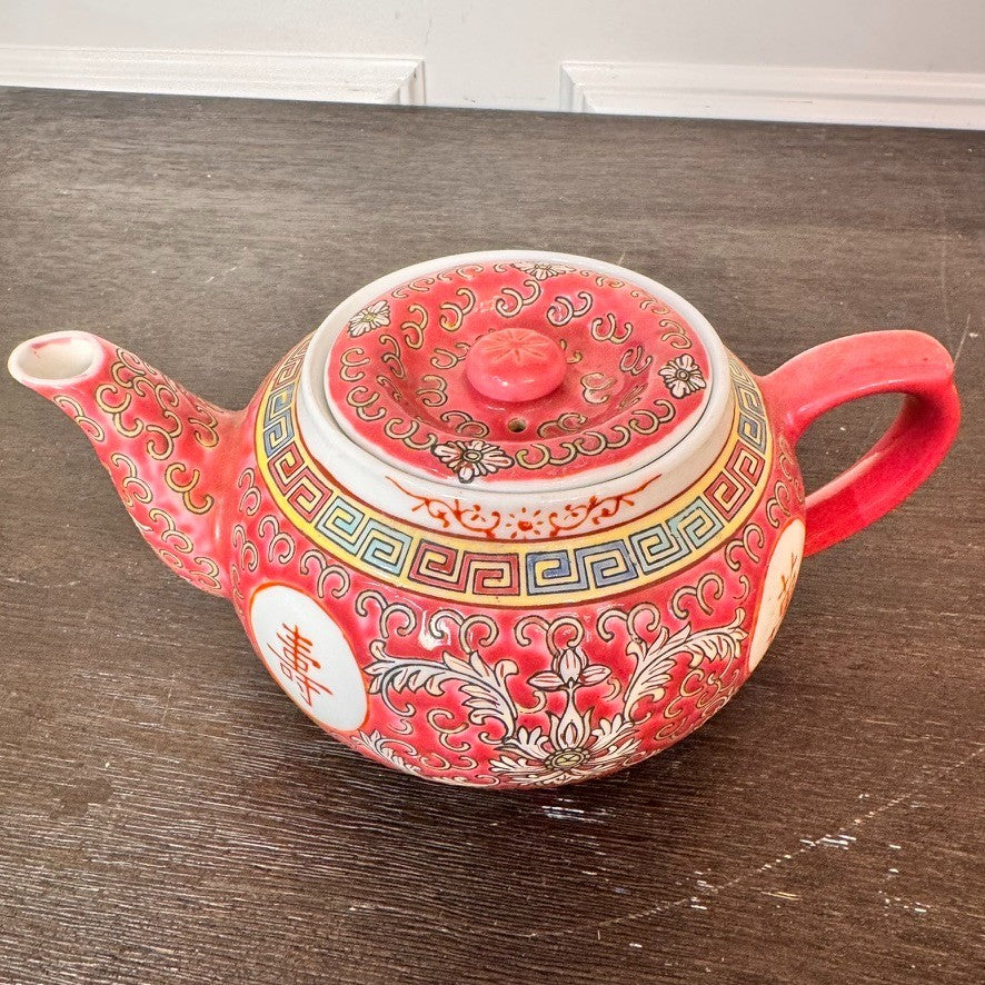 Vintage Wan Shou Wu Jiang Chinese Tea Set – Red Teapot, 2 Cups