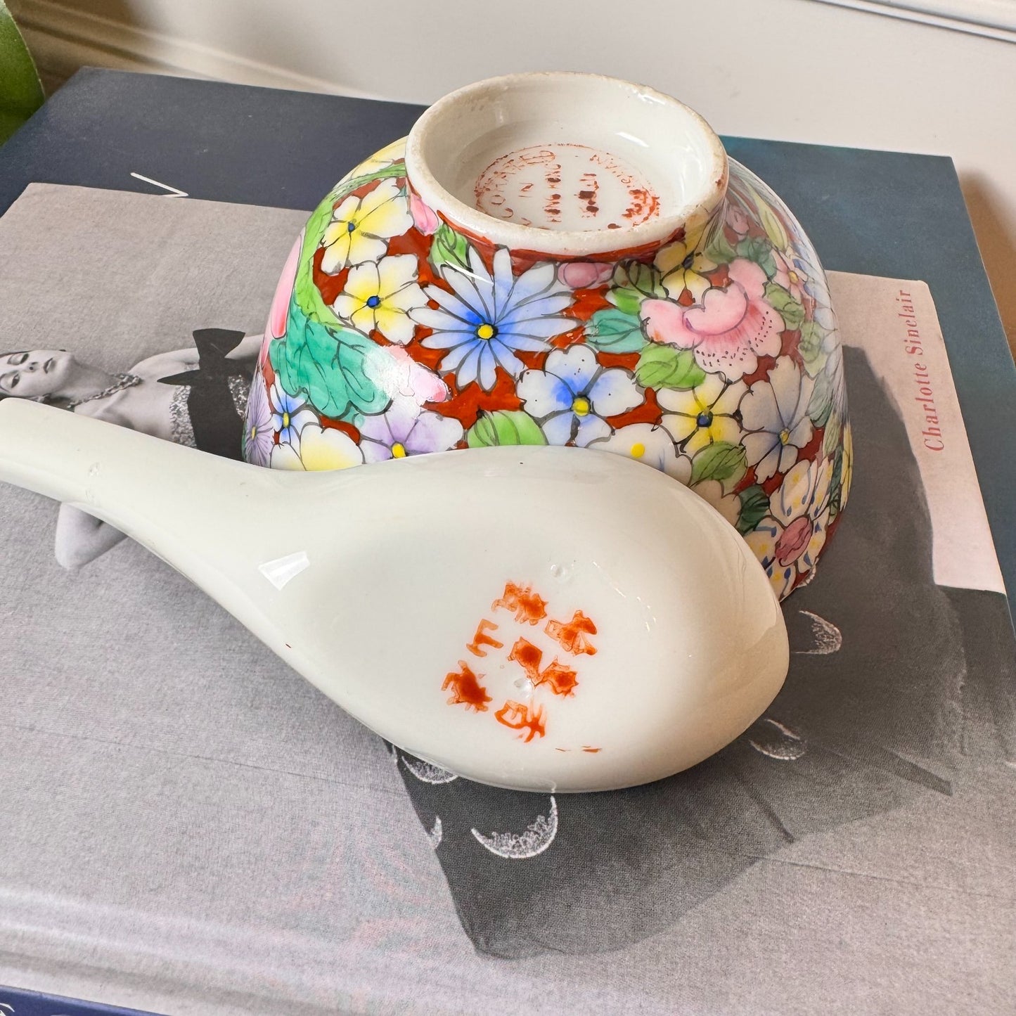 Vintage Chinese “Thousand Flowers” Porcelain Bowl & Matching Spoon – Mille Fleur