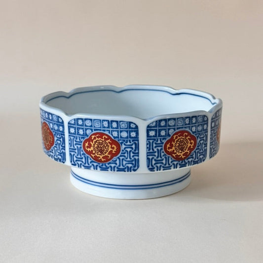 Chinese Imari-Style Footed Porcelain Bowl