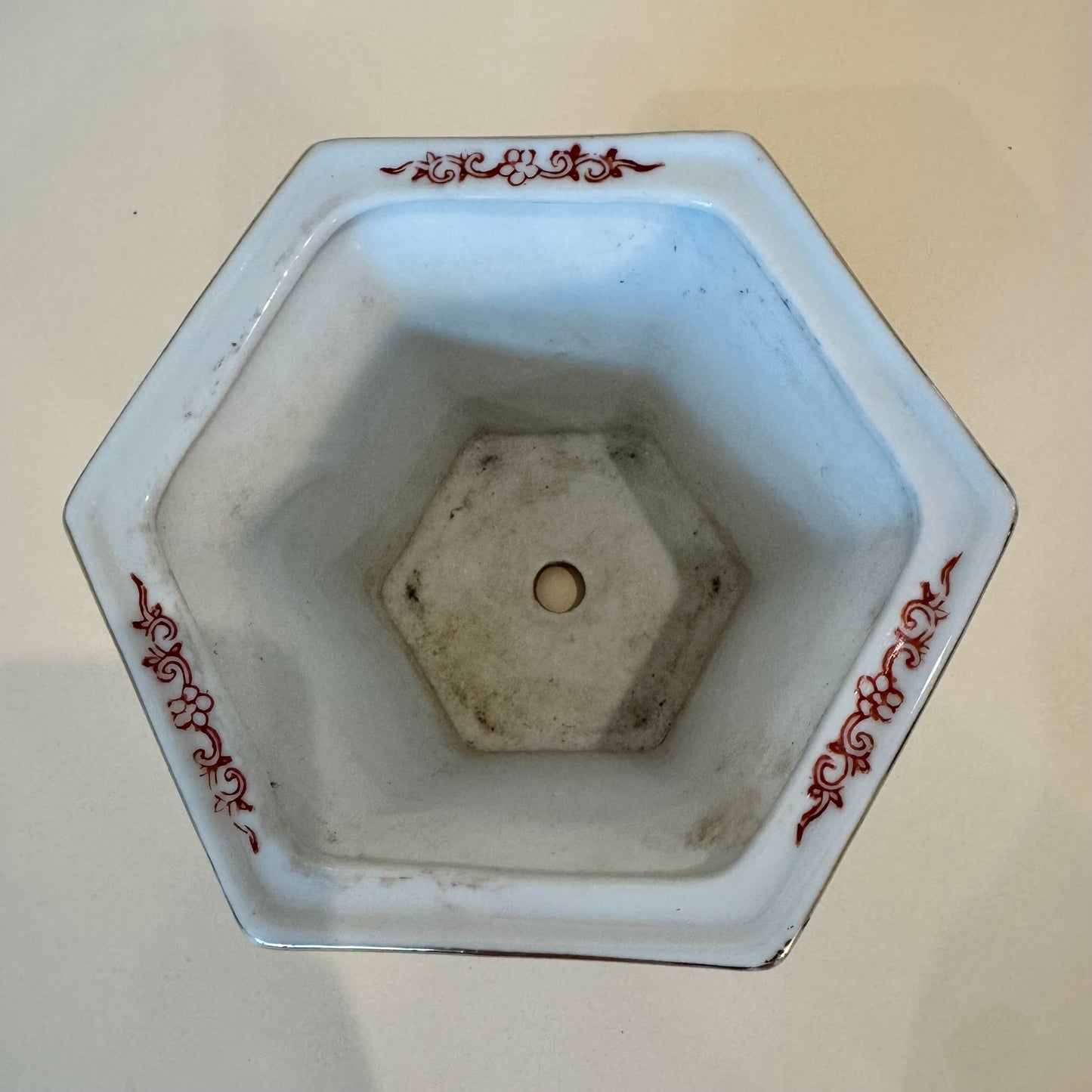 Vintage Lotus Porcelain Planter – Hand-Painted Chinoiserie Floral (6″ × 4.5″)