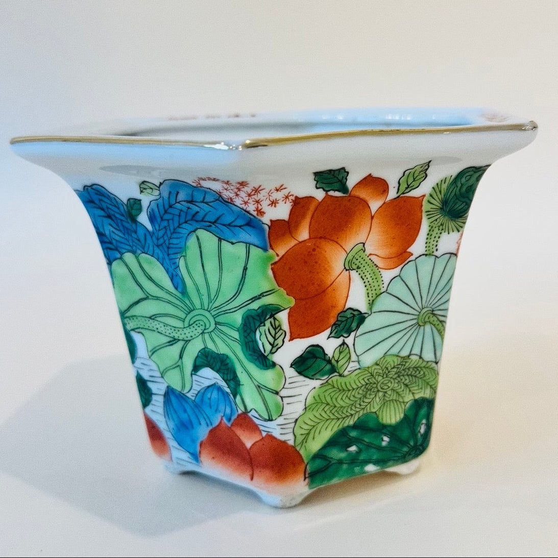 Vintage Lotus Porcelain Planter – Hand-Painted Chinoiserie Floral (6″ × 4.5″)