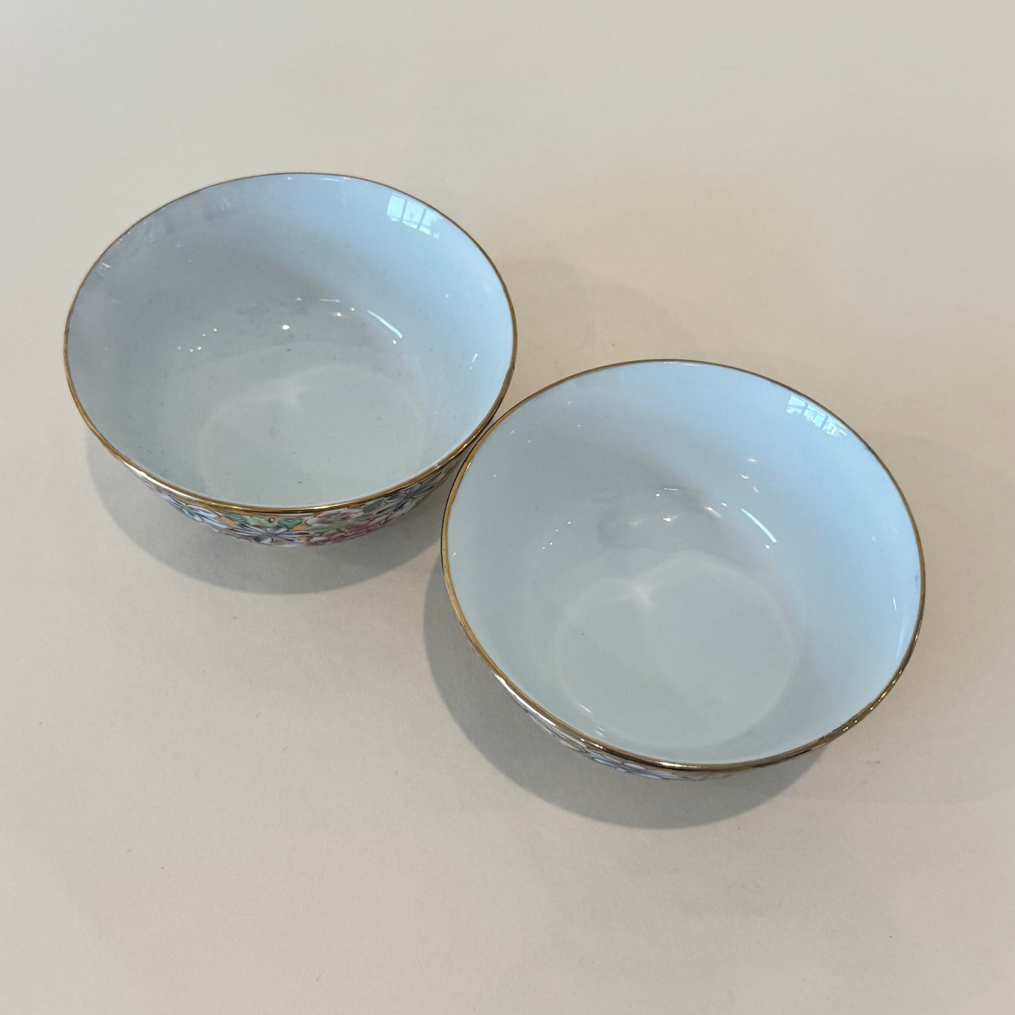 Set of 2 Vintage ACF Mille Fleurs Bowls – Thousand Flowers Porcelain, Hong Kong