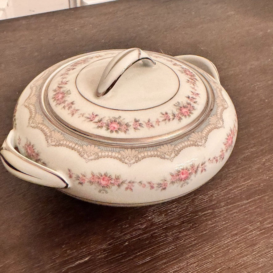 Noritake Glenwood 5771 Covered Sugar Bowl – Pink Roses & Platinum Trim