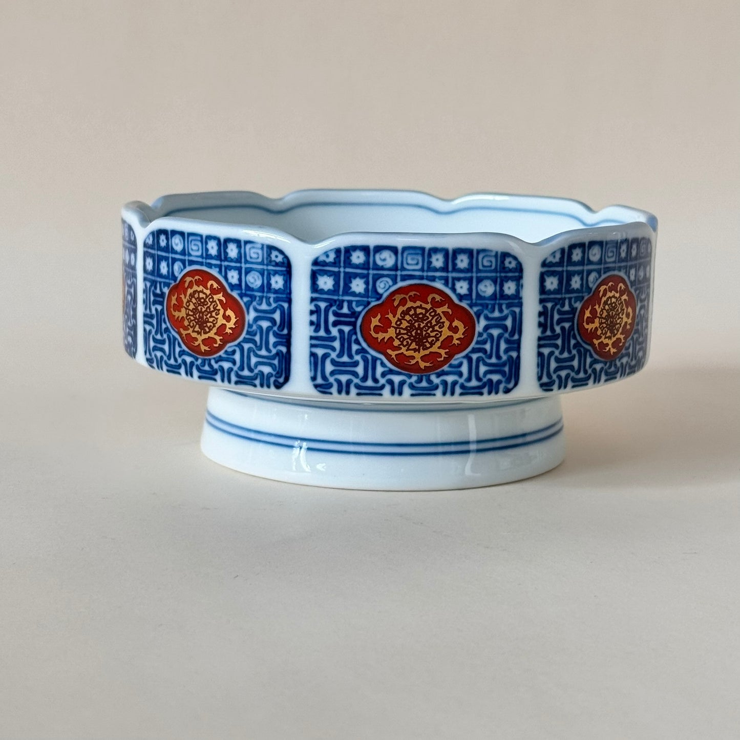 Chinese Imari-Style Footed Porcelain Bowl