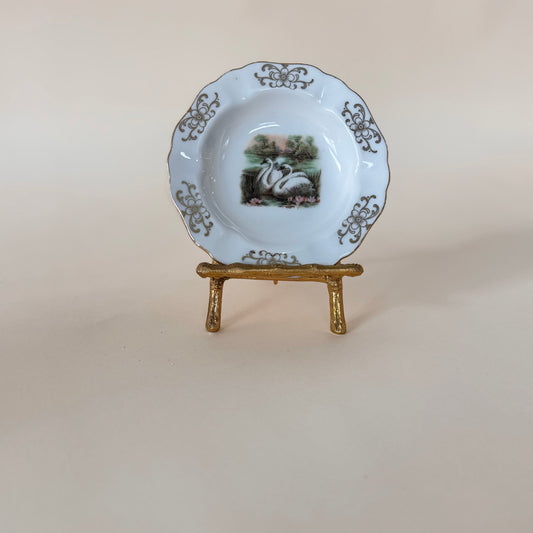 Vintage Winterling Bavaria Germany 4″ Porcelain Ashtray – Gold Trim – Excellent Condition