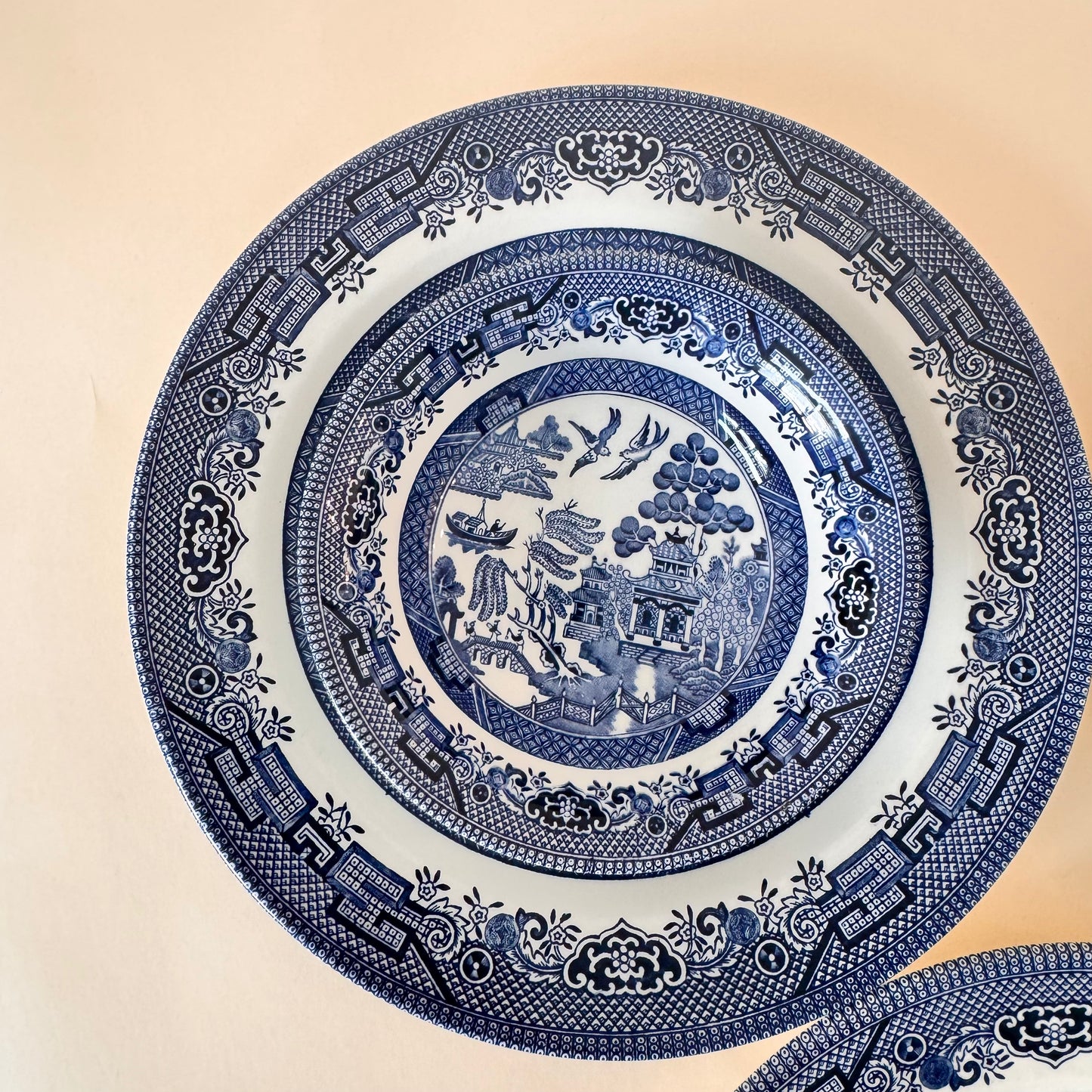 Vintage Blue Willow Dinner Plates & Soup Bowls